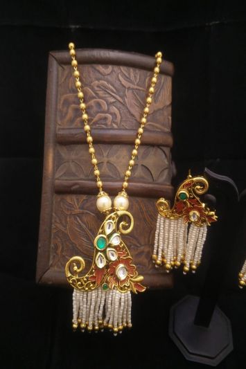 Ethnic Pendant Set With Stone Work