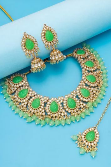 Gold-Plated and Green Pearl Beaded Jewellery Set