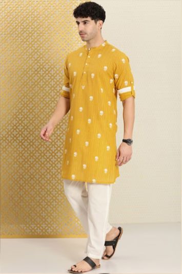 Men Floral Printed Pure Cotton Kurta with Trousers
