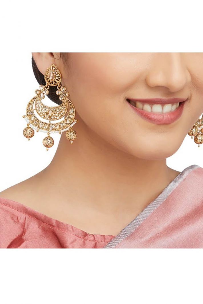 Alloy Antiqe Gold Traditional Chandbali Earring Set With Stone Work
