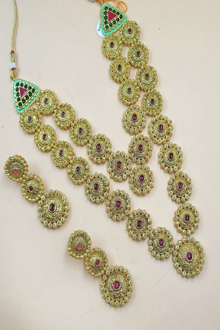 Ethnic Golden Necklace Set