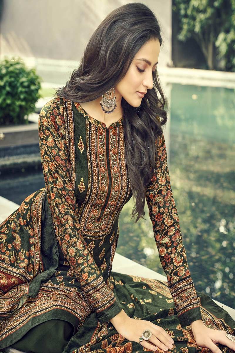 Buy Velvet Sharara Suit for Women Online from India's Luxury Designers 2024