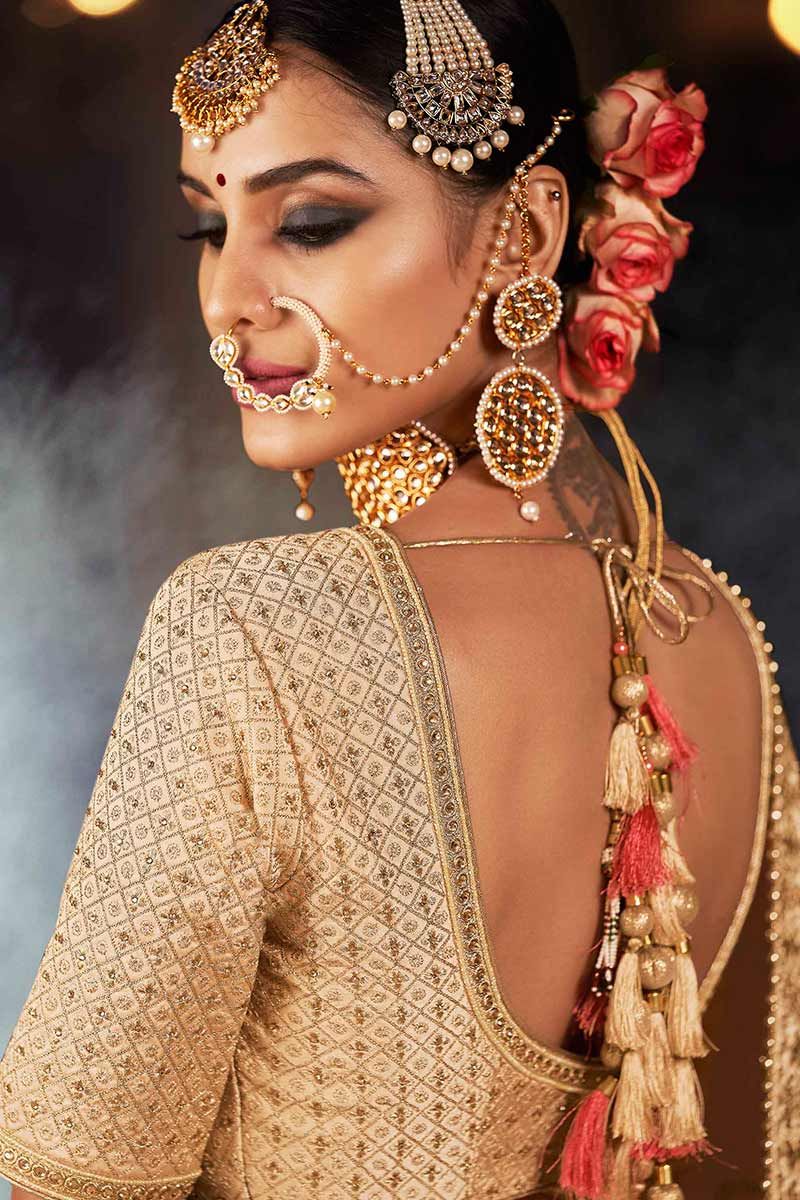 Mjse - @khushi__kalra25 Hairstyle - @shivani_vyas01 #lehenga #saree  #fashion #indianwedding #lehengacholi #indianwear #ethnicwear… | Instagram